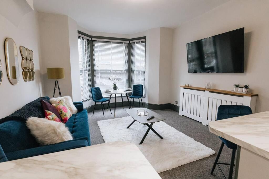 Grove House No.07 - Luxury Apartment Close To The Llandudno Beach エクステリア 写真