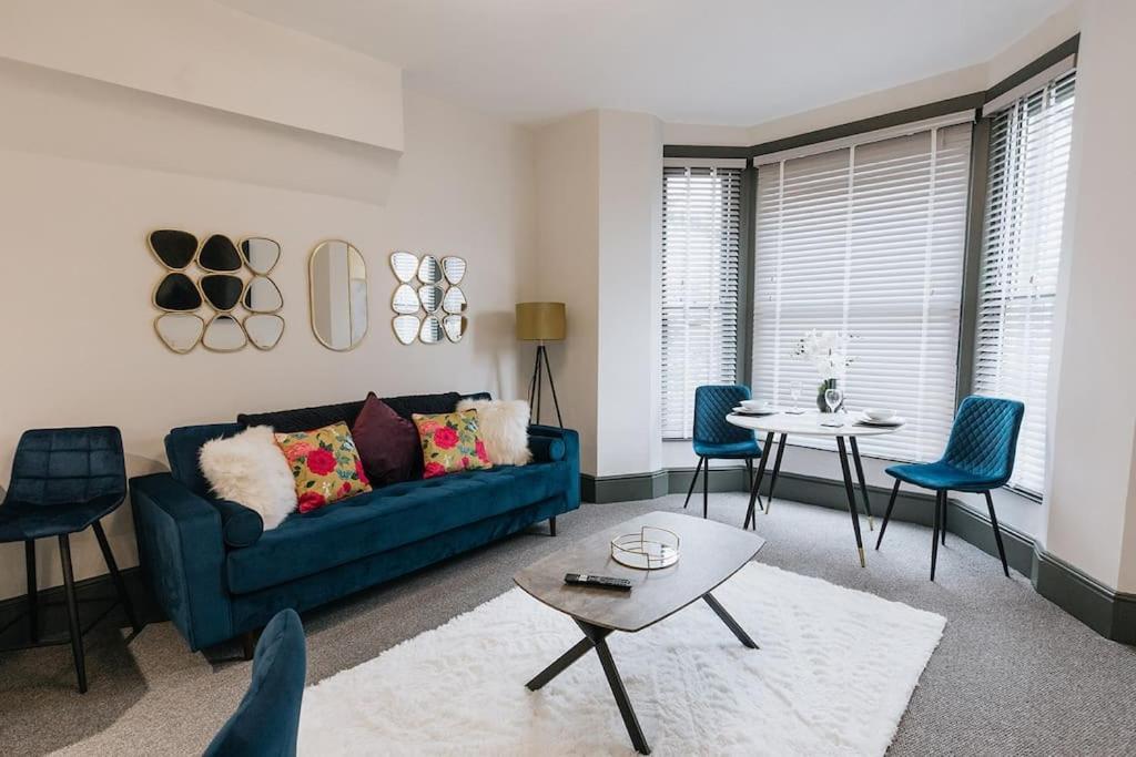Grove House No.07 - Luxury Apartment Close To The Llandudno Beach エクステリア 写真