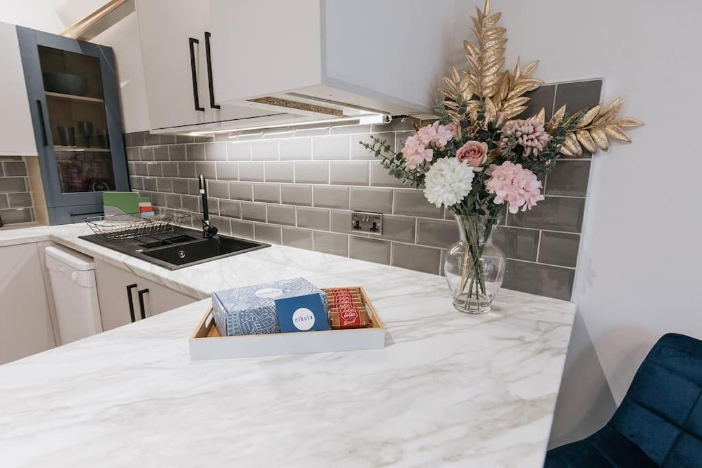 Grove House No.07 - Luxury Apartment Close To The Llandudno Beach エクステリア 写真